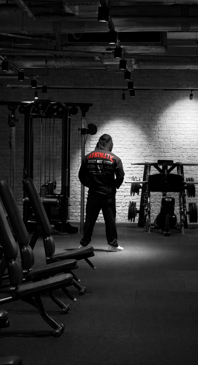 ALFATHLETICS Oversize Hoodie – Built Not Given
(Wolfpack Limited Edition)